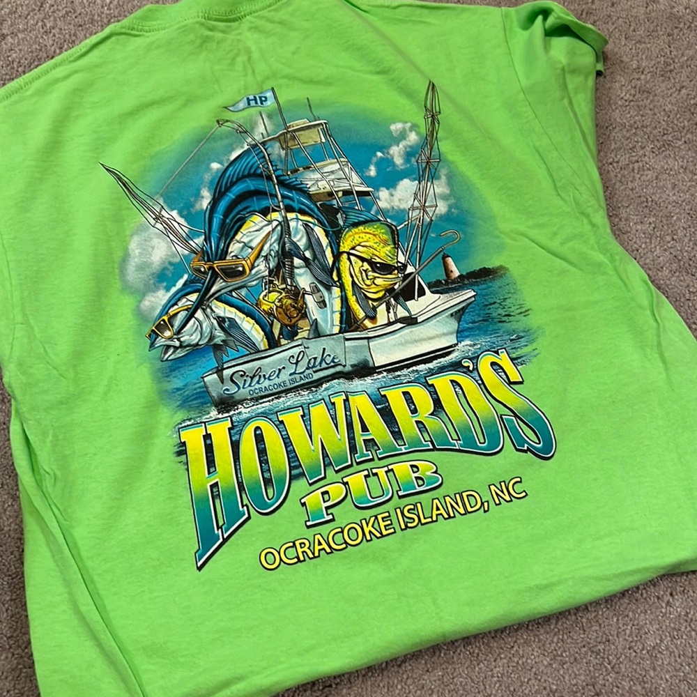 Howard’s Pub - Ocracoke Island, NC - T-Shirt